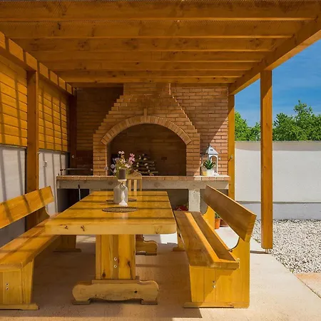 Antonela Holiday home