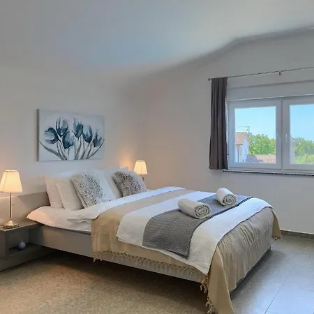 Holiday home Antonela